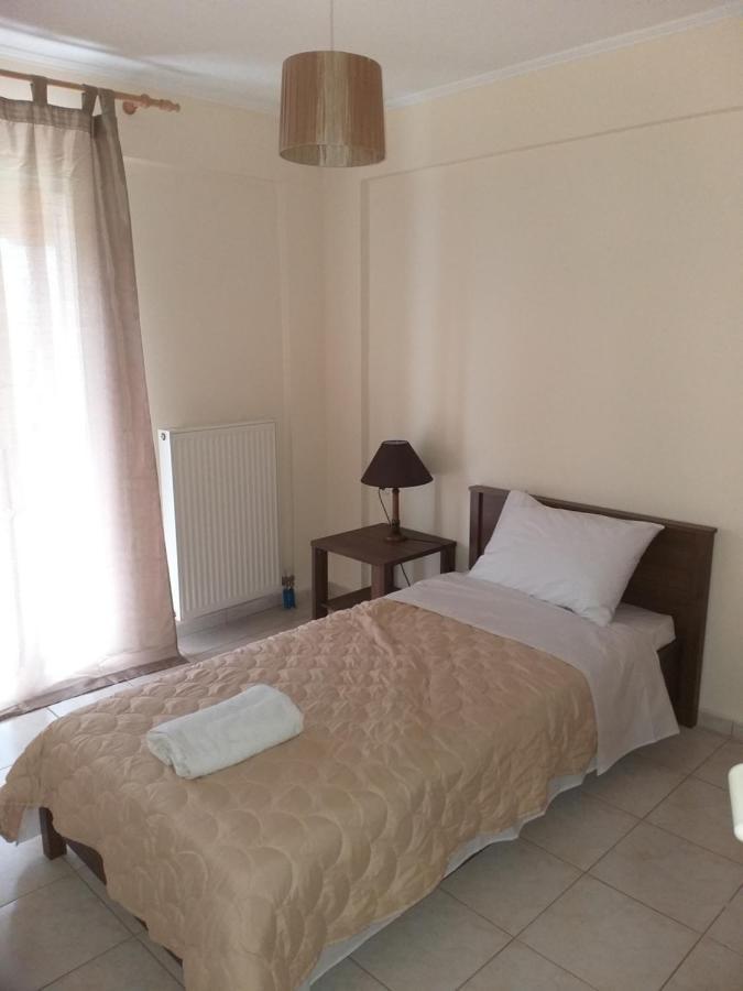 Ostria Seaside Apartments Патра Экстерьер фото