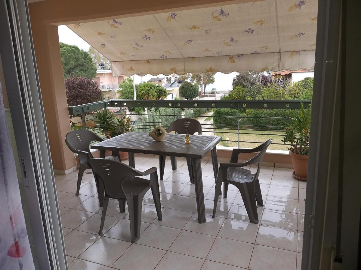 Ostria Seaside Apartments Патра Экстерьер фото