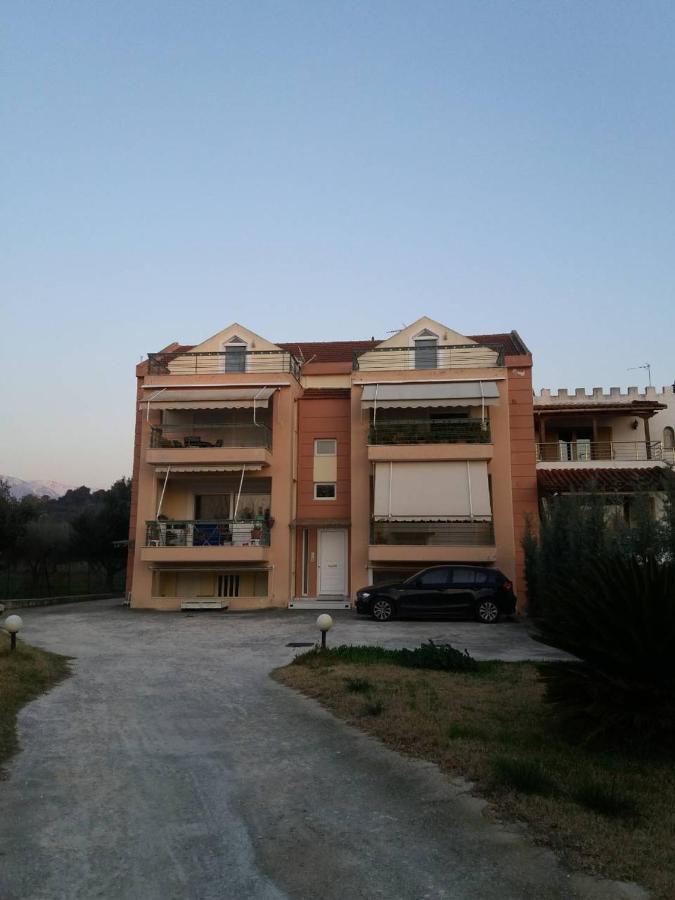 Ostria Seaside Apartments Патра Экстерьер фото