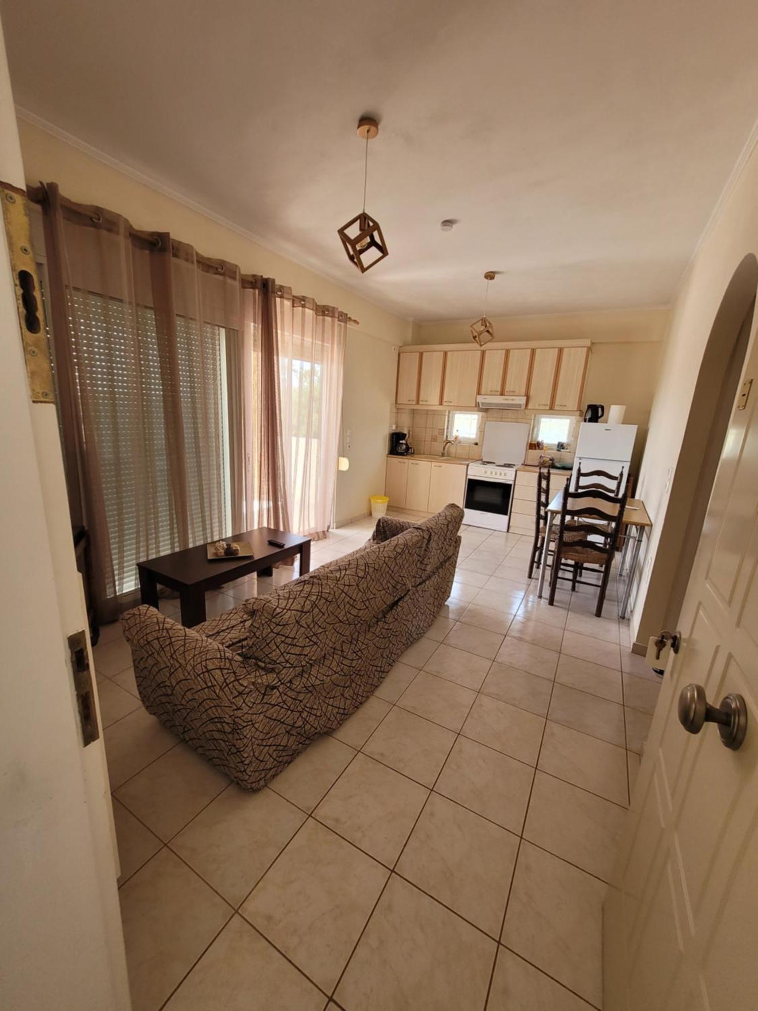 Ostria Seaside Apartments Патра Экстерьер фото